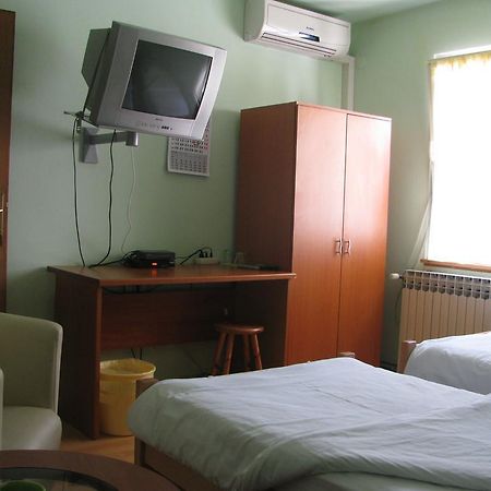 Apartments & Rooms Korzo Slavonski Brod Luaran gambar